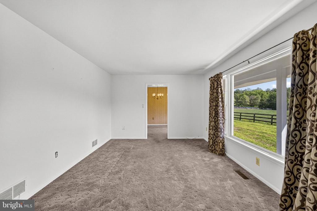 40297 BRADDOCK ROAD