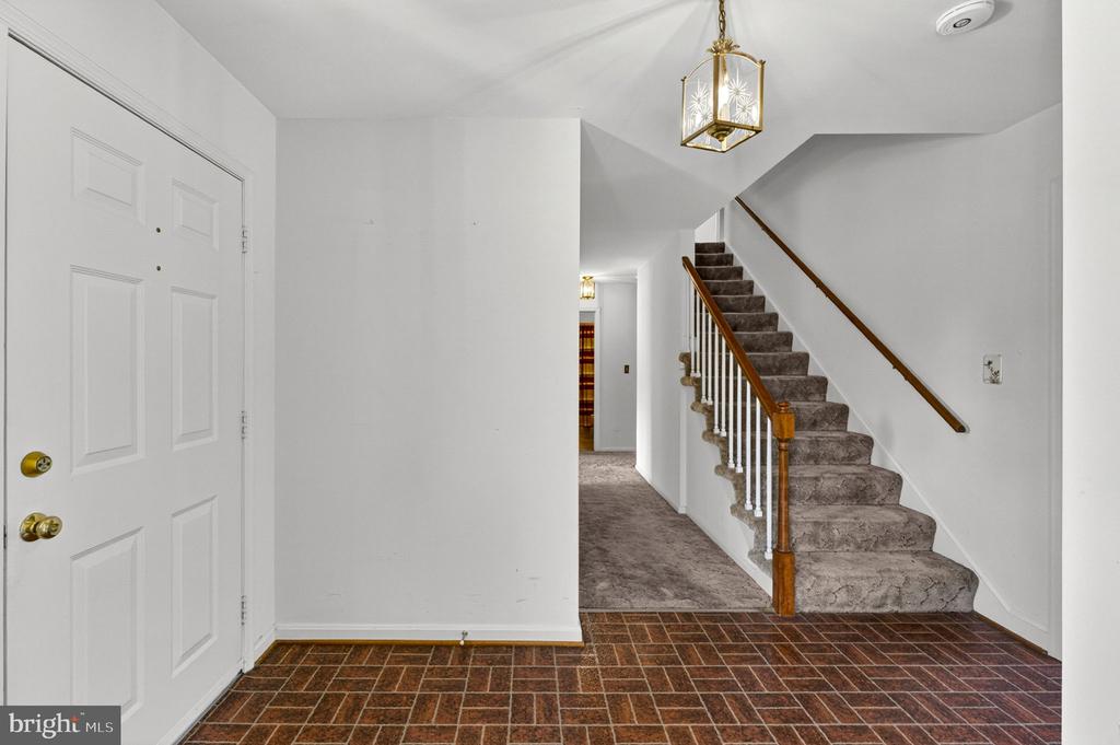 40297 BRADDOCK ROAD