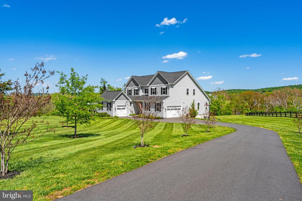 14228 AMYS MEADOW COURT
