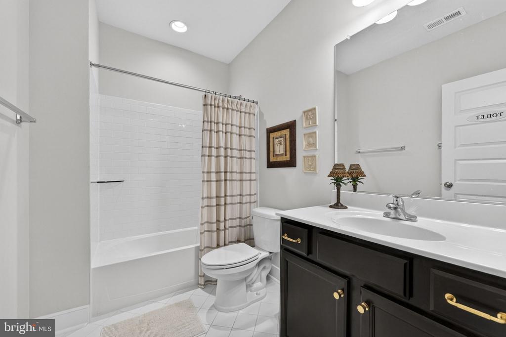 14228 AMYS MEADOW COURT