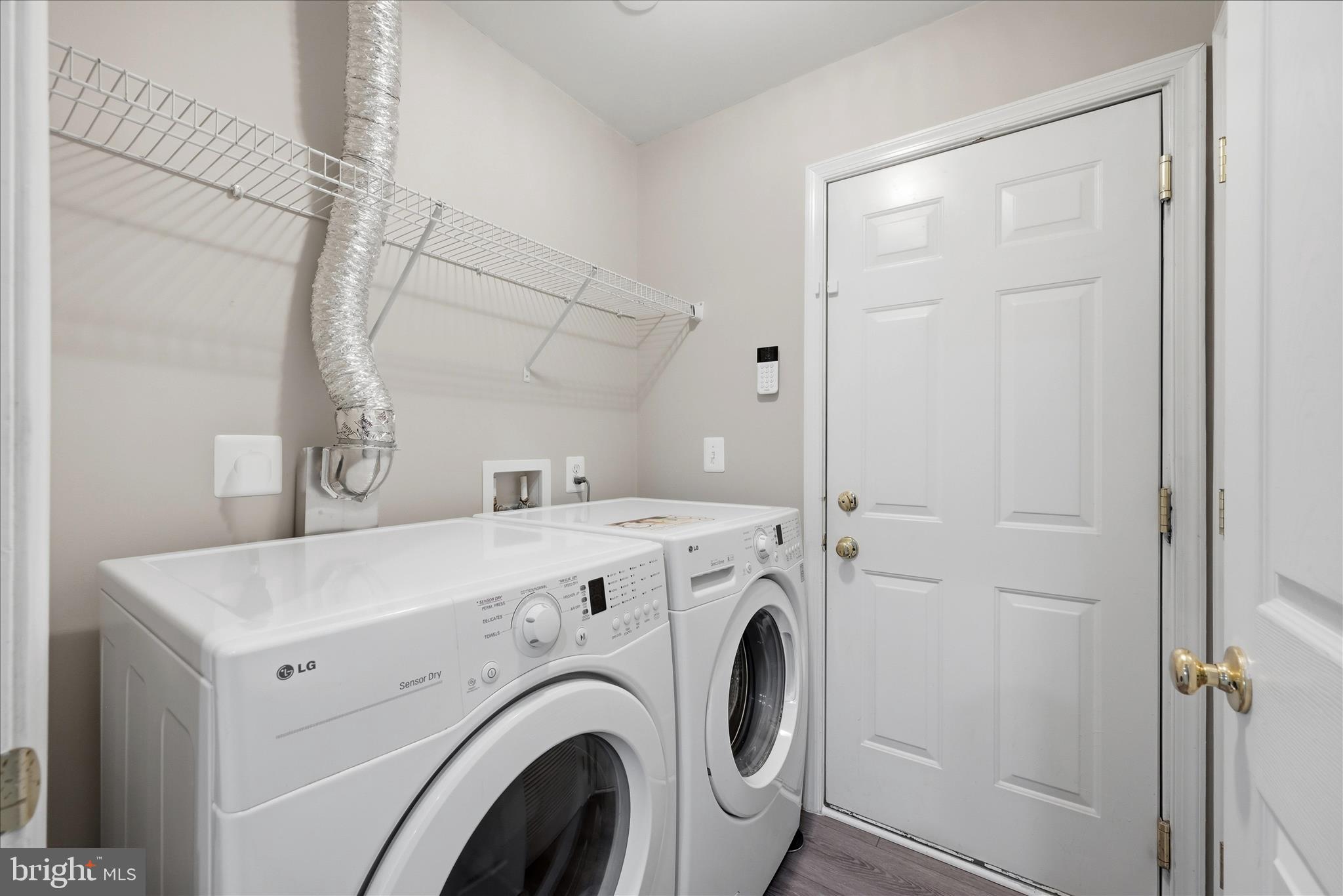 509 EDMONTON TERRACE NE