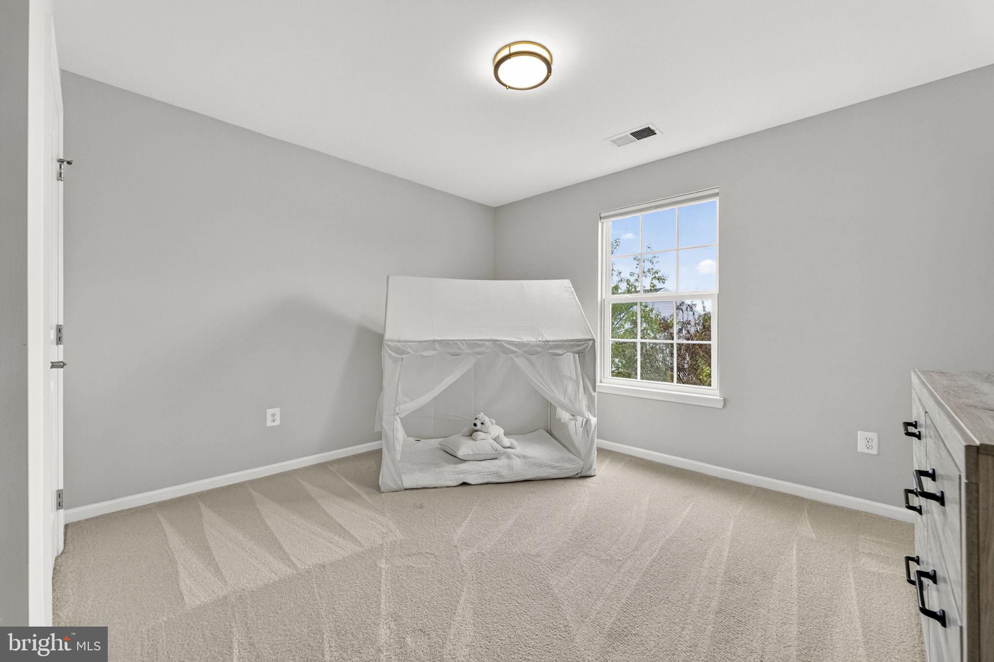 24 EISENTOWN DRIVE