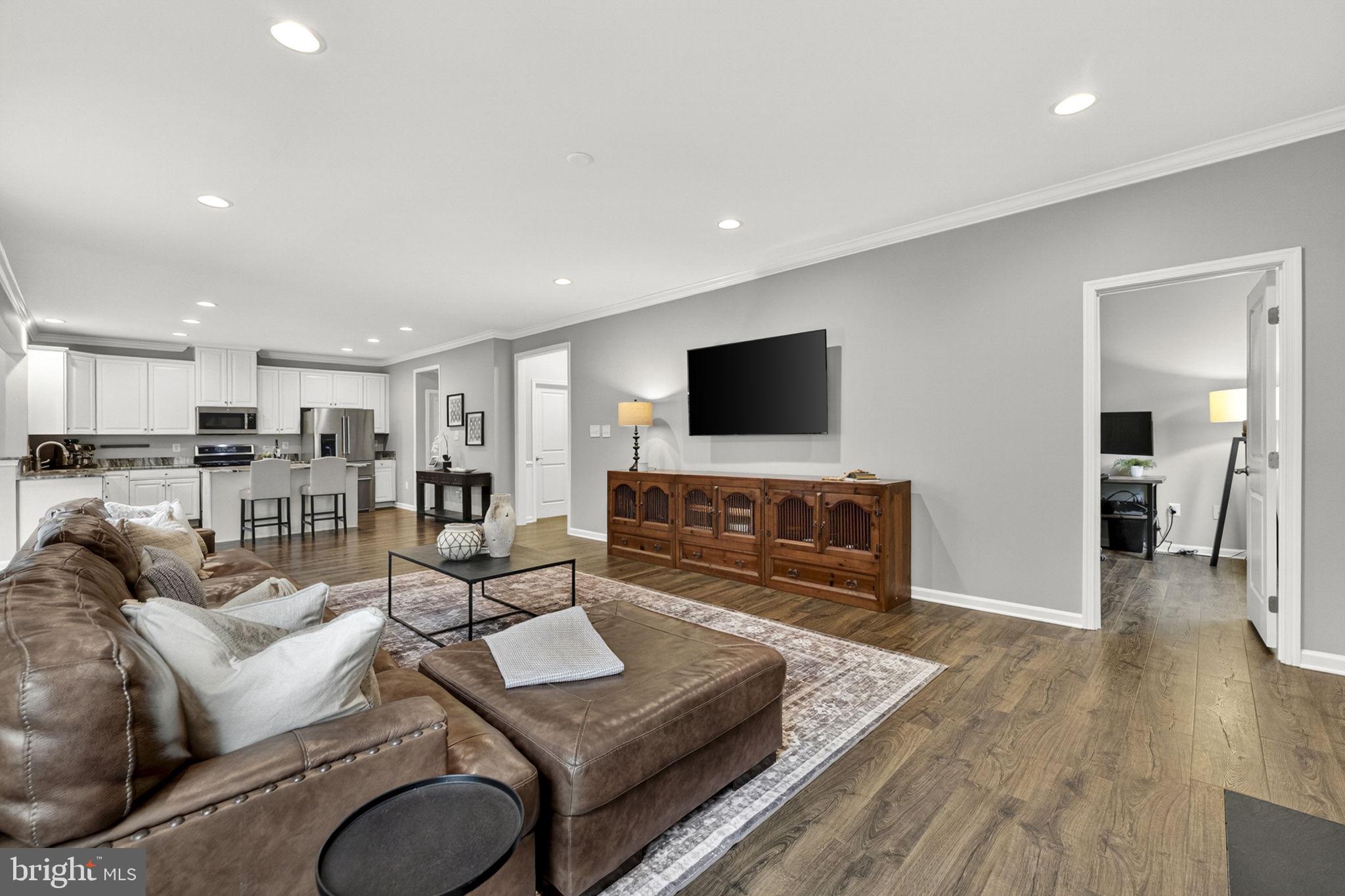 24 EISENTOWN DRIVE