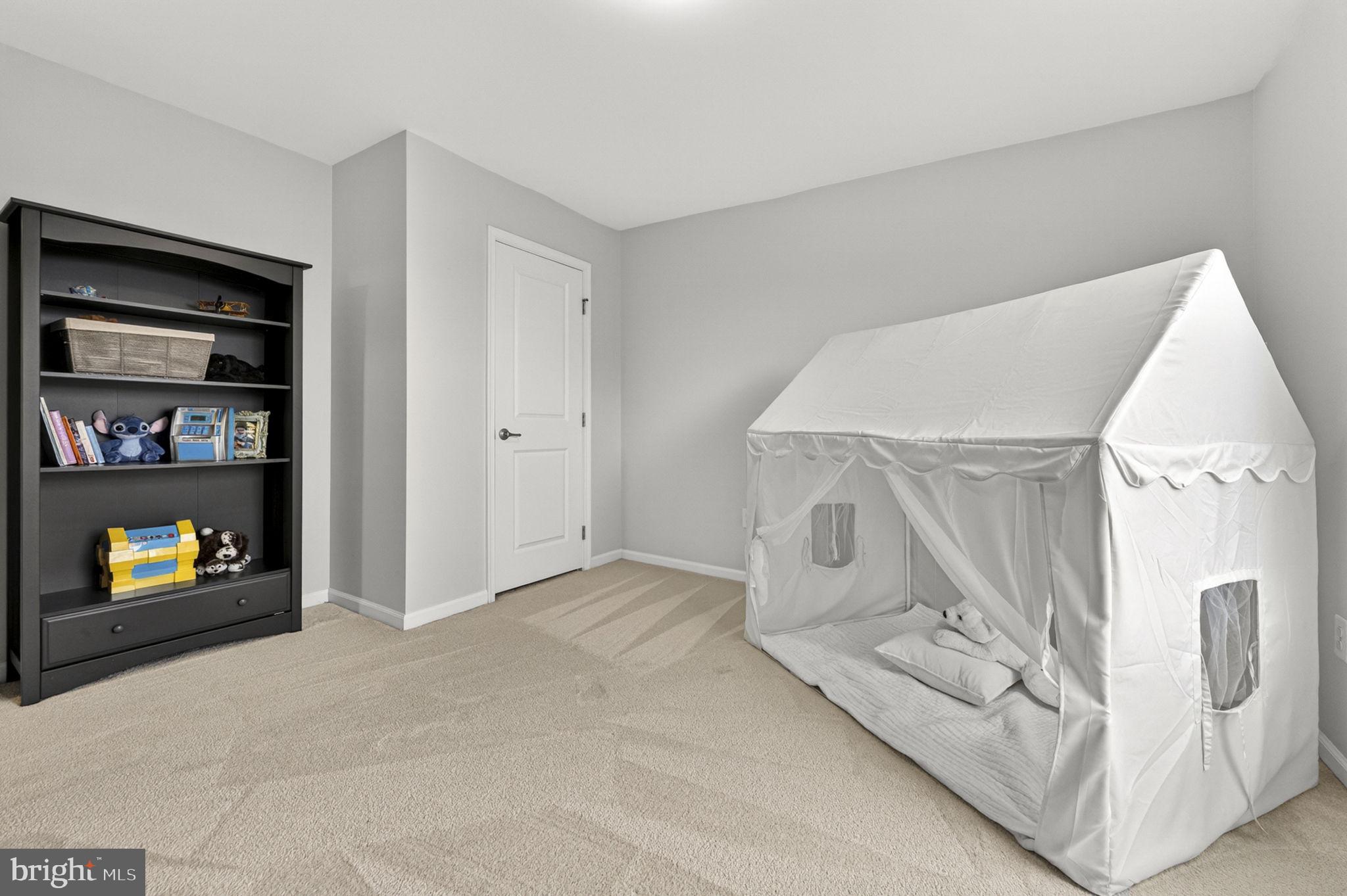 24 EISENTOWN DRIVE
