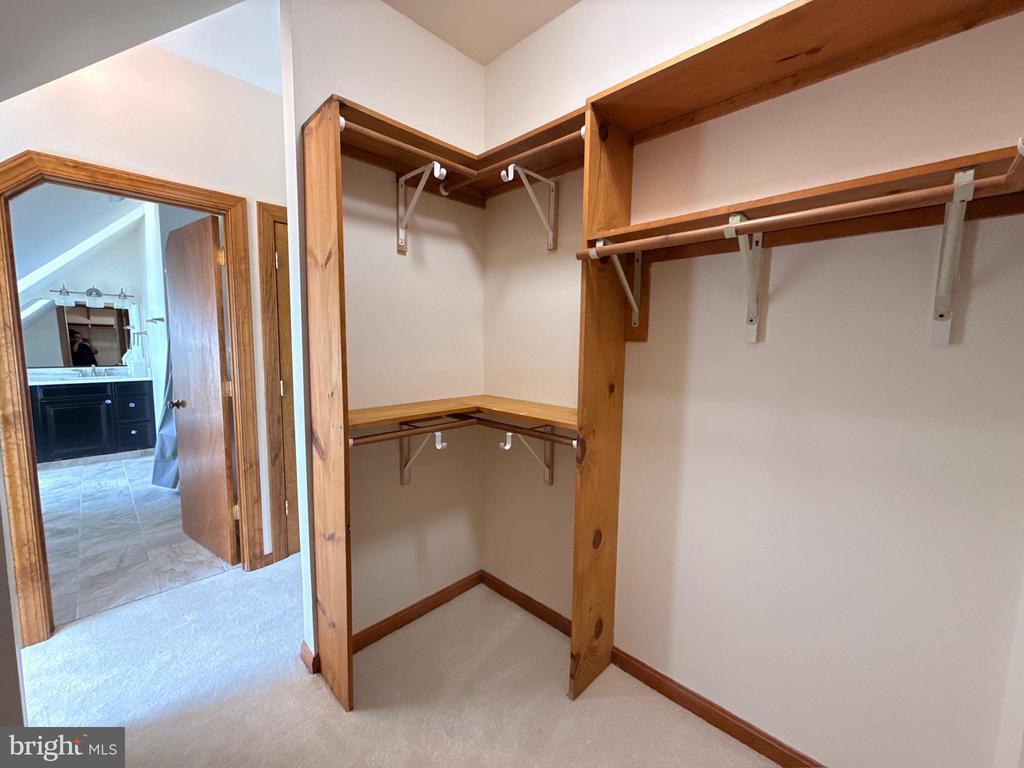 13886 BERLIN TURNPIKE A