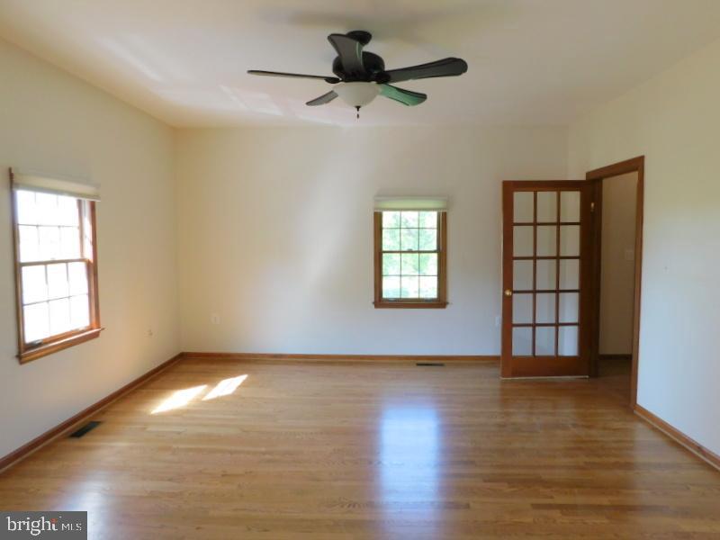 13886 BERLIN TURNPIKE A