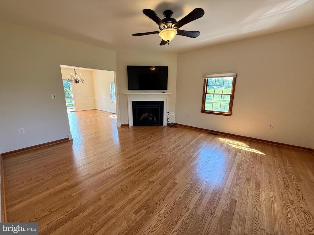 13886 BERLIN TURNPIKE A