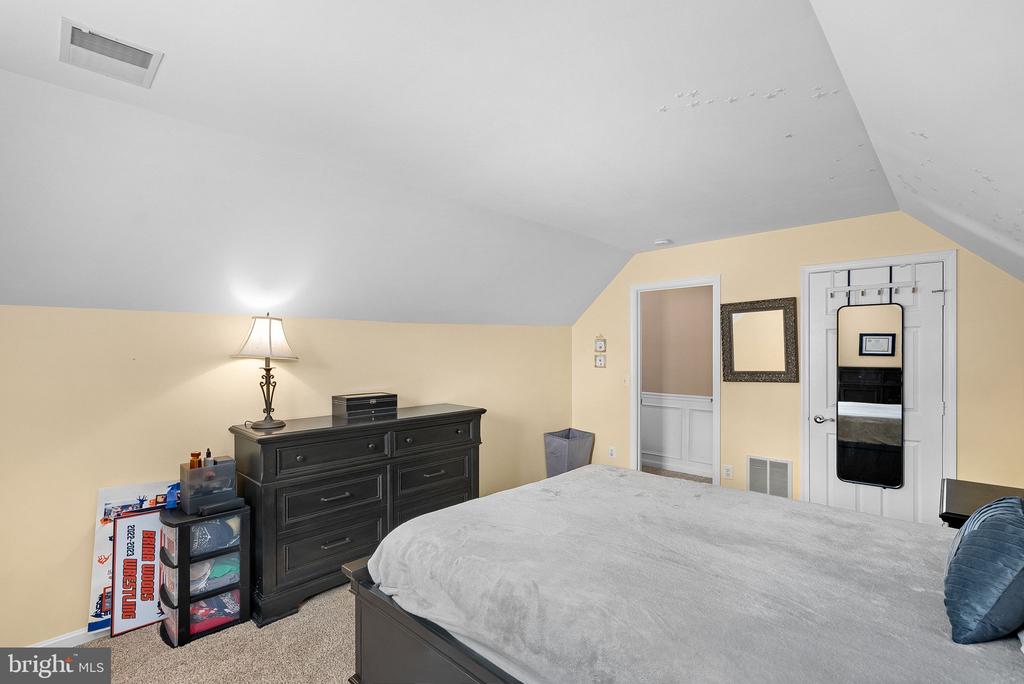 21328 MARSH CREEK DRIVE