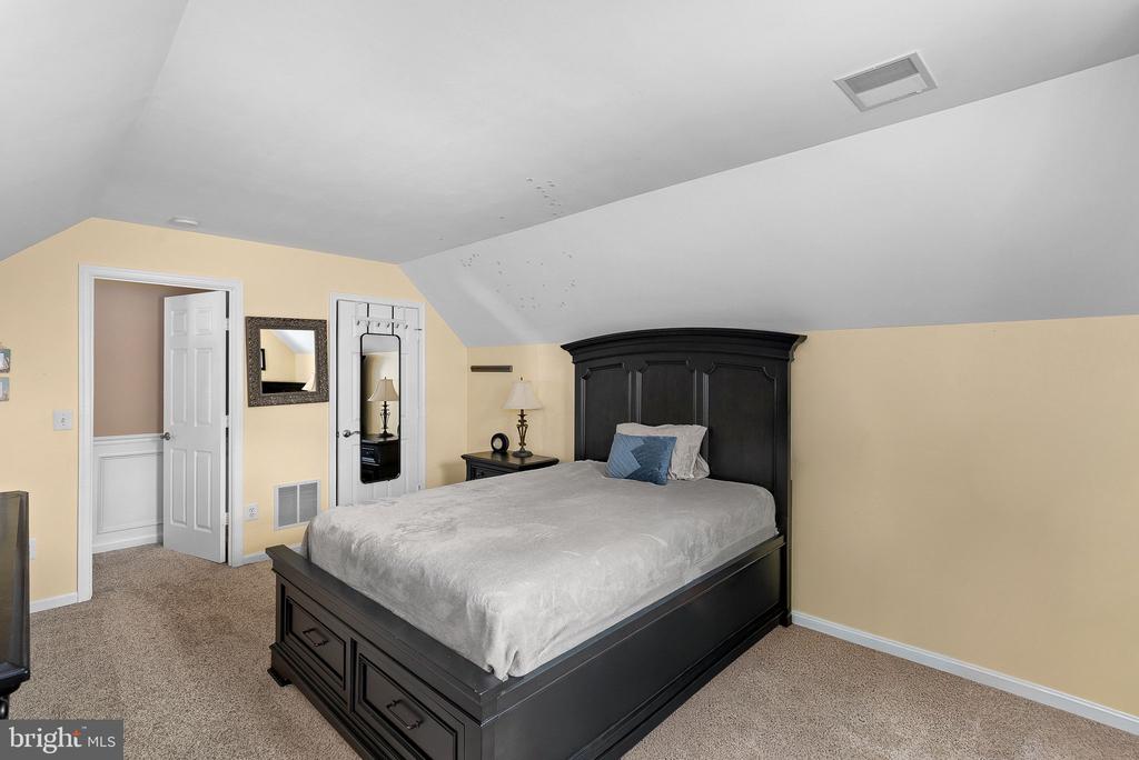 21328 MARSH CREEK DRIVE