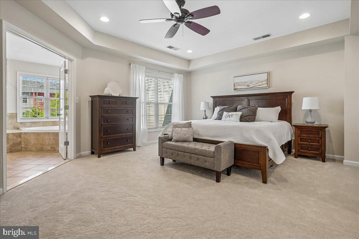 25073 PRAIRIE FIRE SQUARE