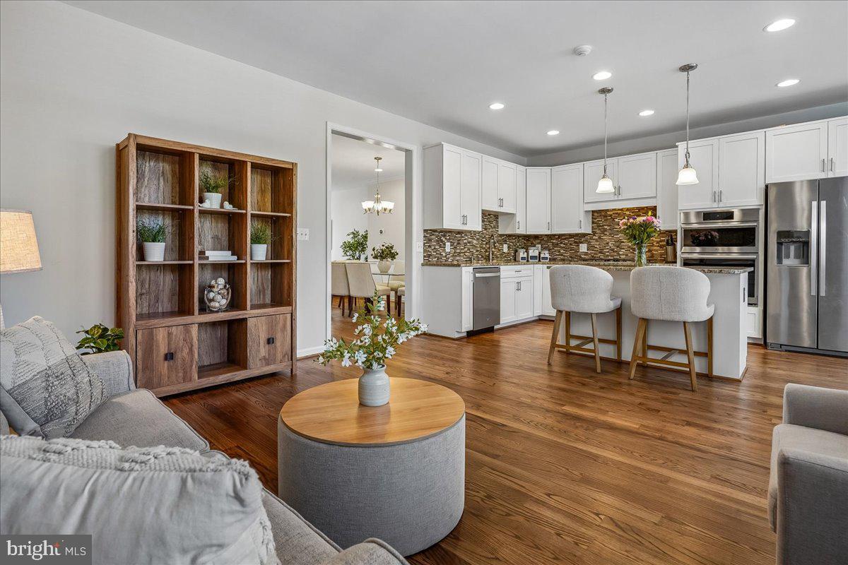25073 PRAIRIE FIRE SQUARE