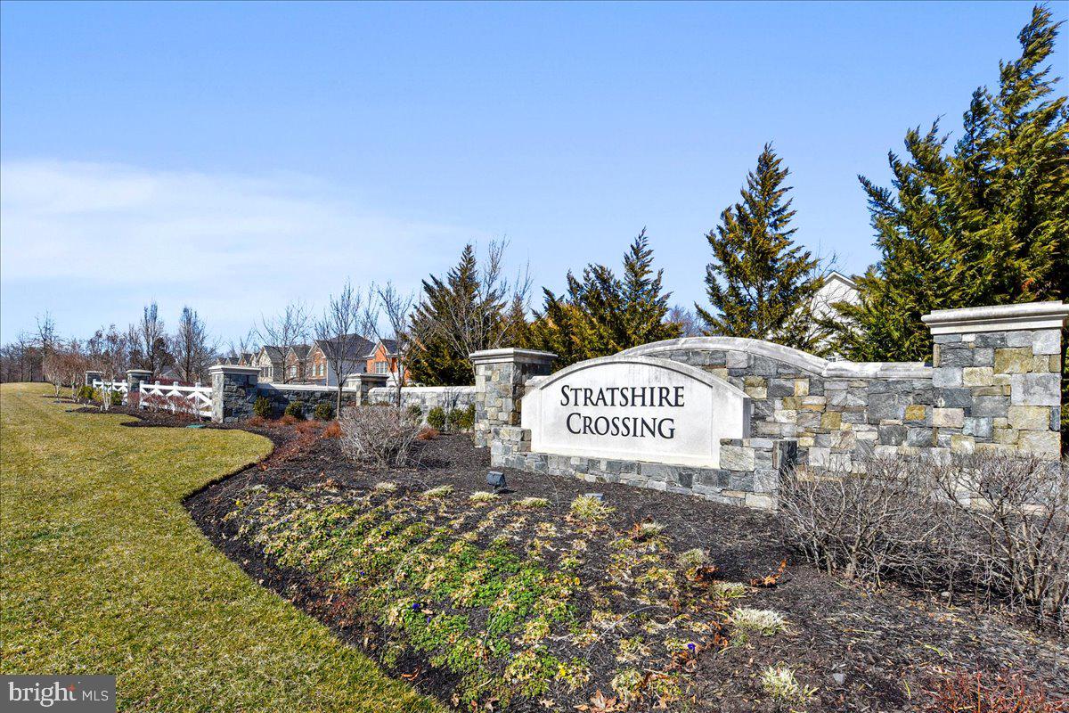 25073 PRAIRIE FIRE SQUARE