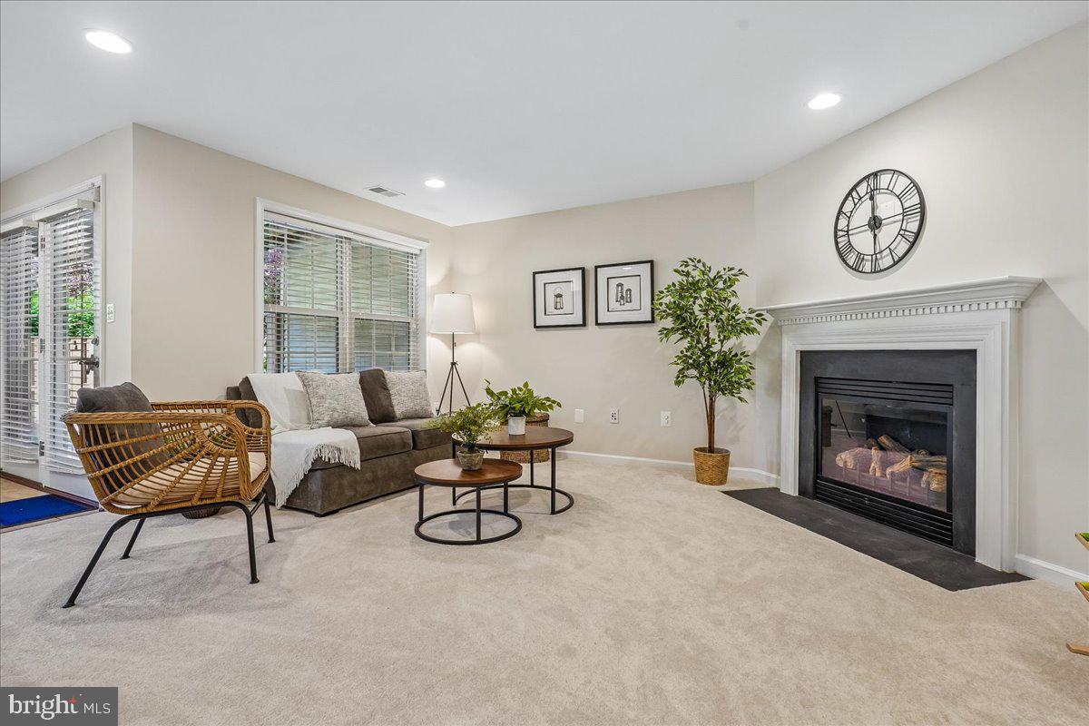 25073 PRAIRIE FIRE SQUARE