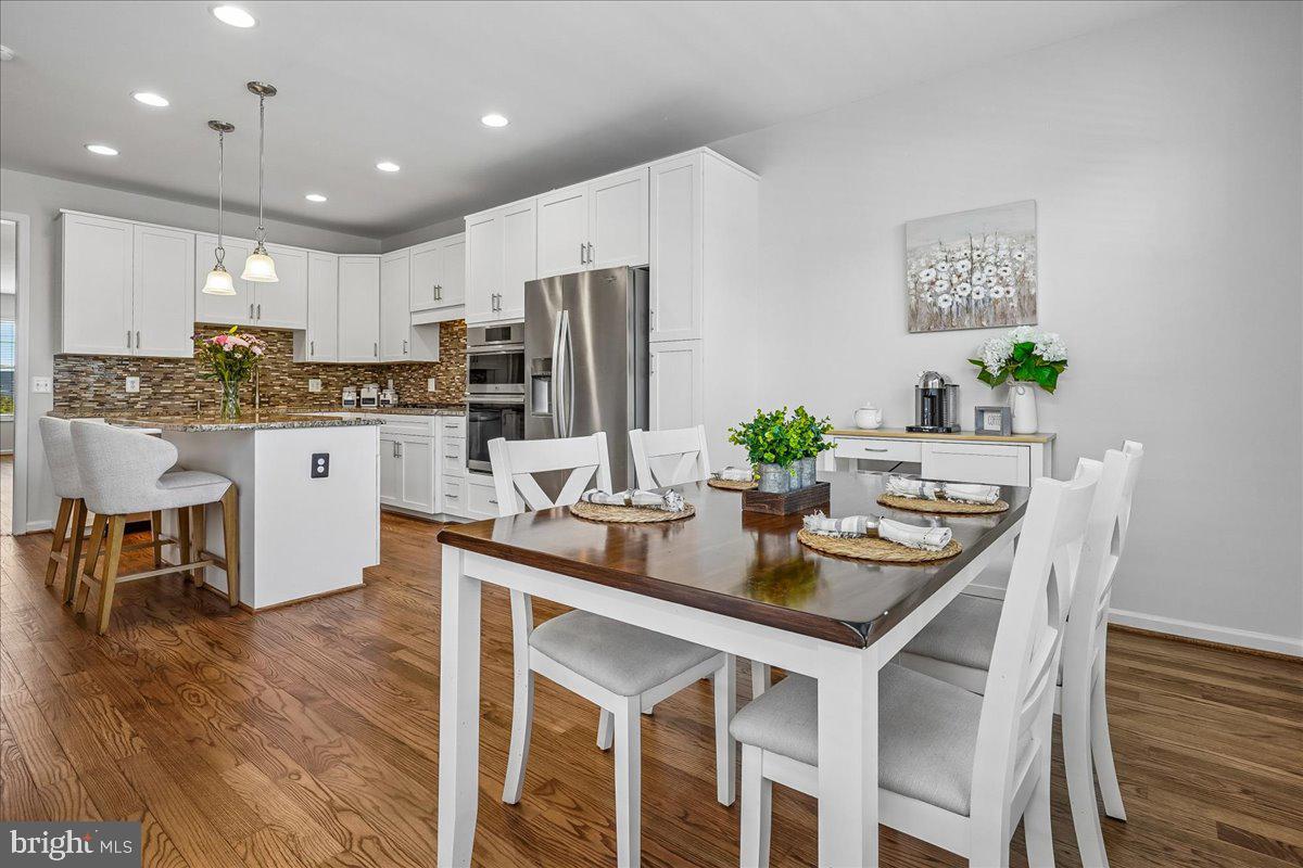 25073 PRAIRIE FIRE SQUARE