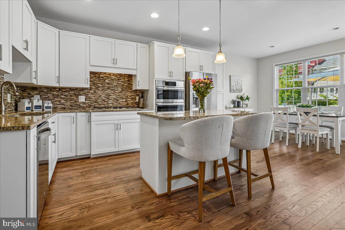 25073 PRAIRIE FIRE SQUARE