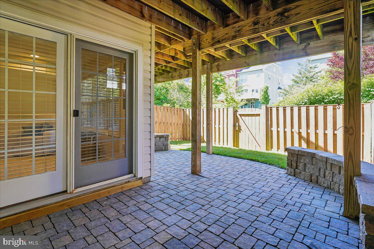 25073 PRAIRIE FIRE SQUARE