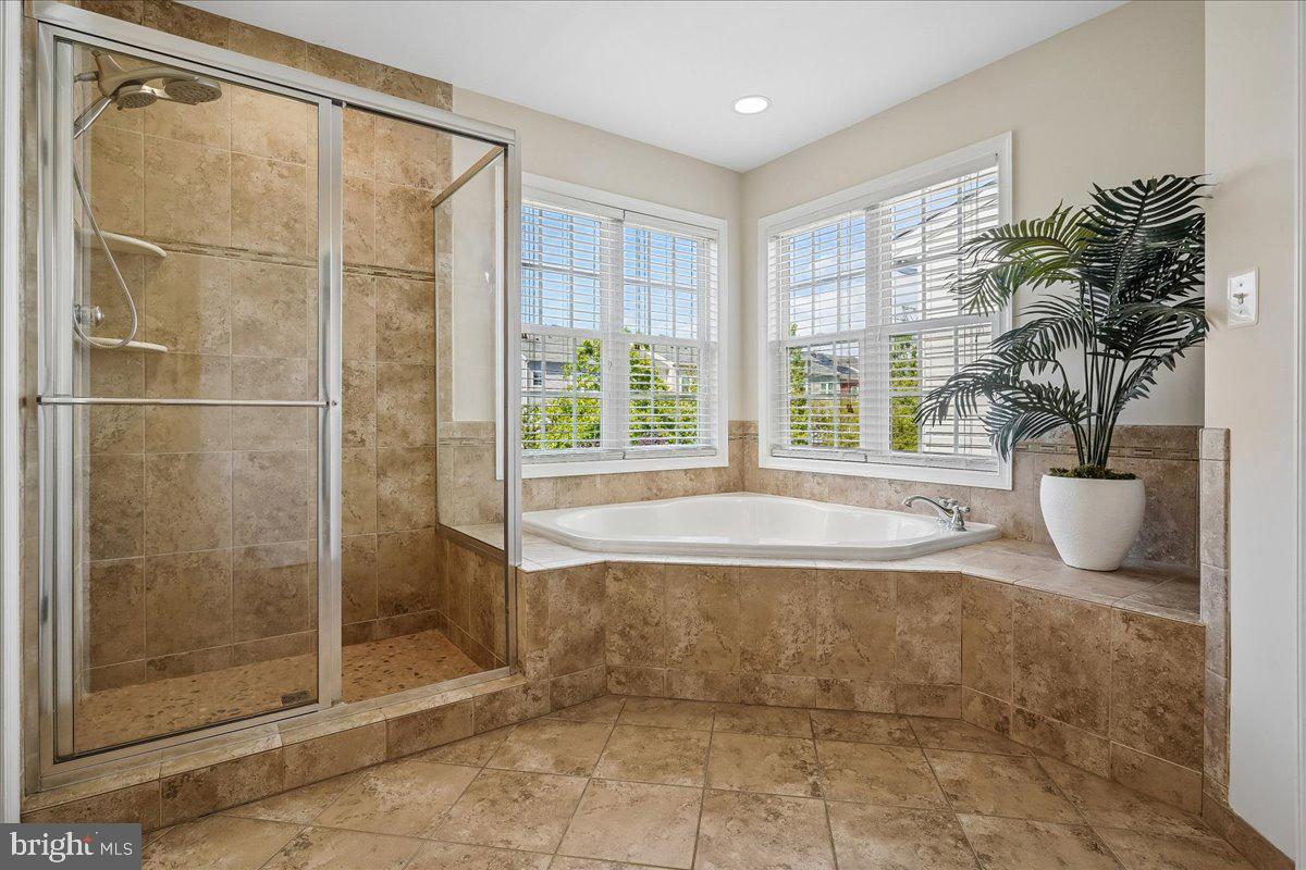 25073 PRAIRIE FIRE SQUARE