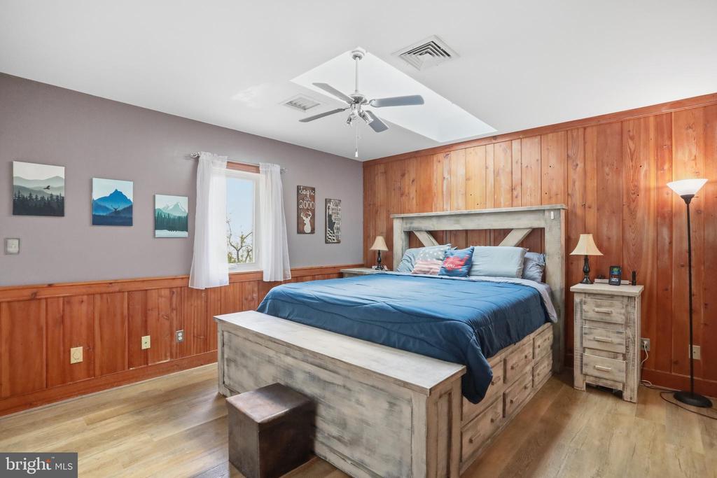 19897 FOREST HILL LANE
