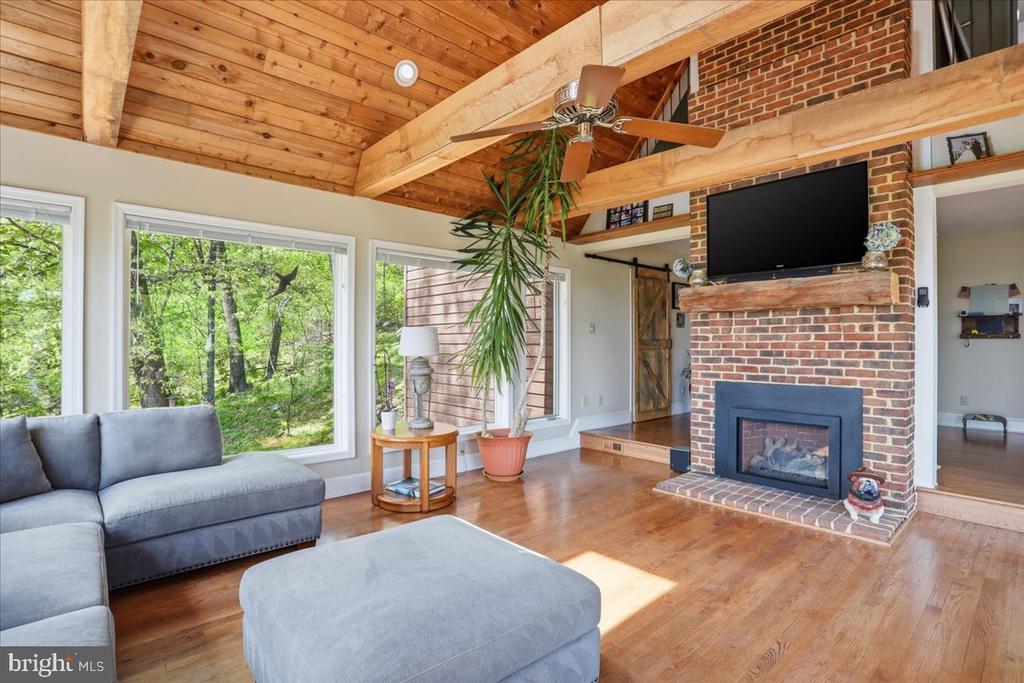 19897 FOREST HILL LANE