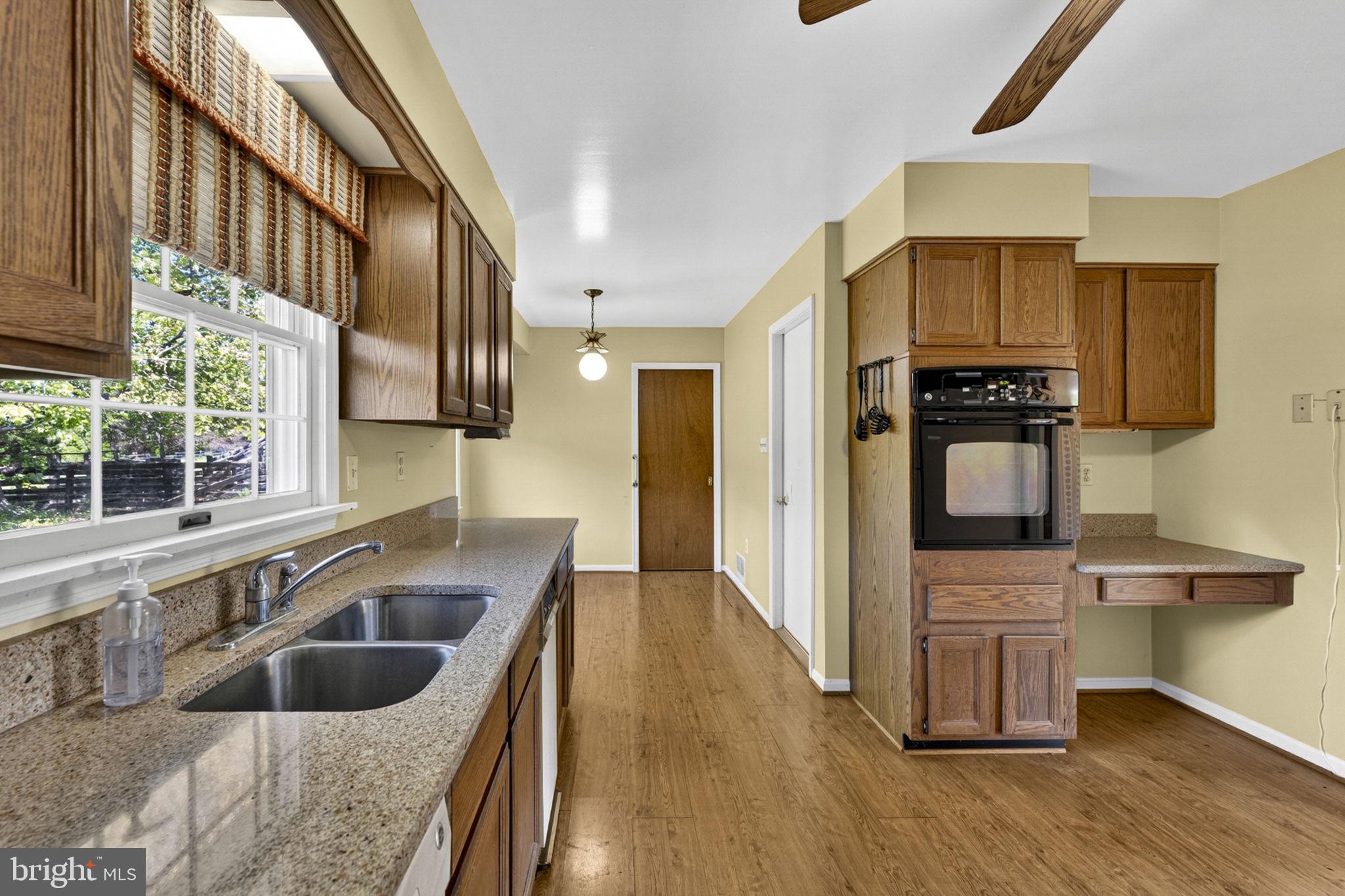40297 BRADDOCK ROAD