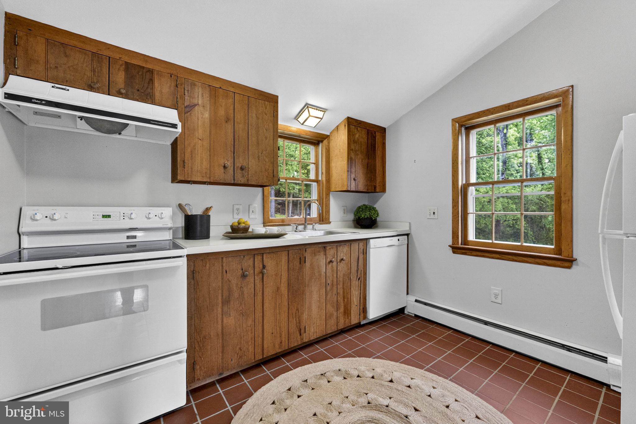 42165 BLACK WALNUT LANE