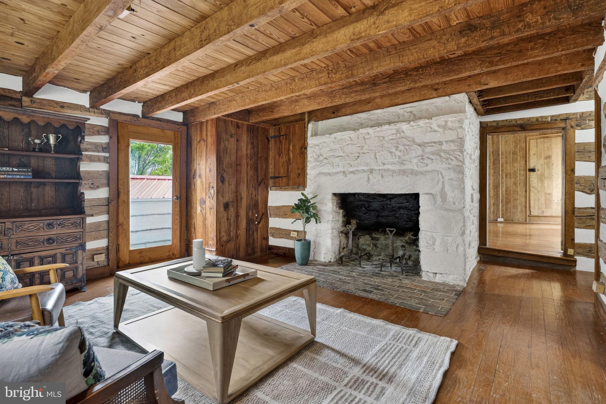 42165 BLACK WALNUT LANE