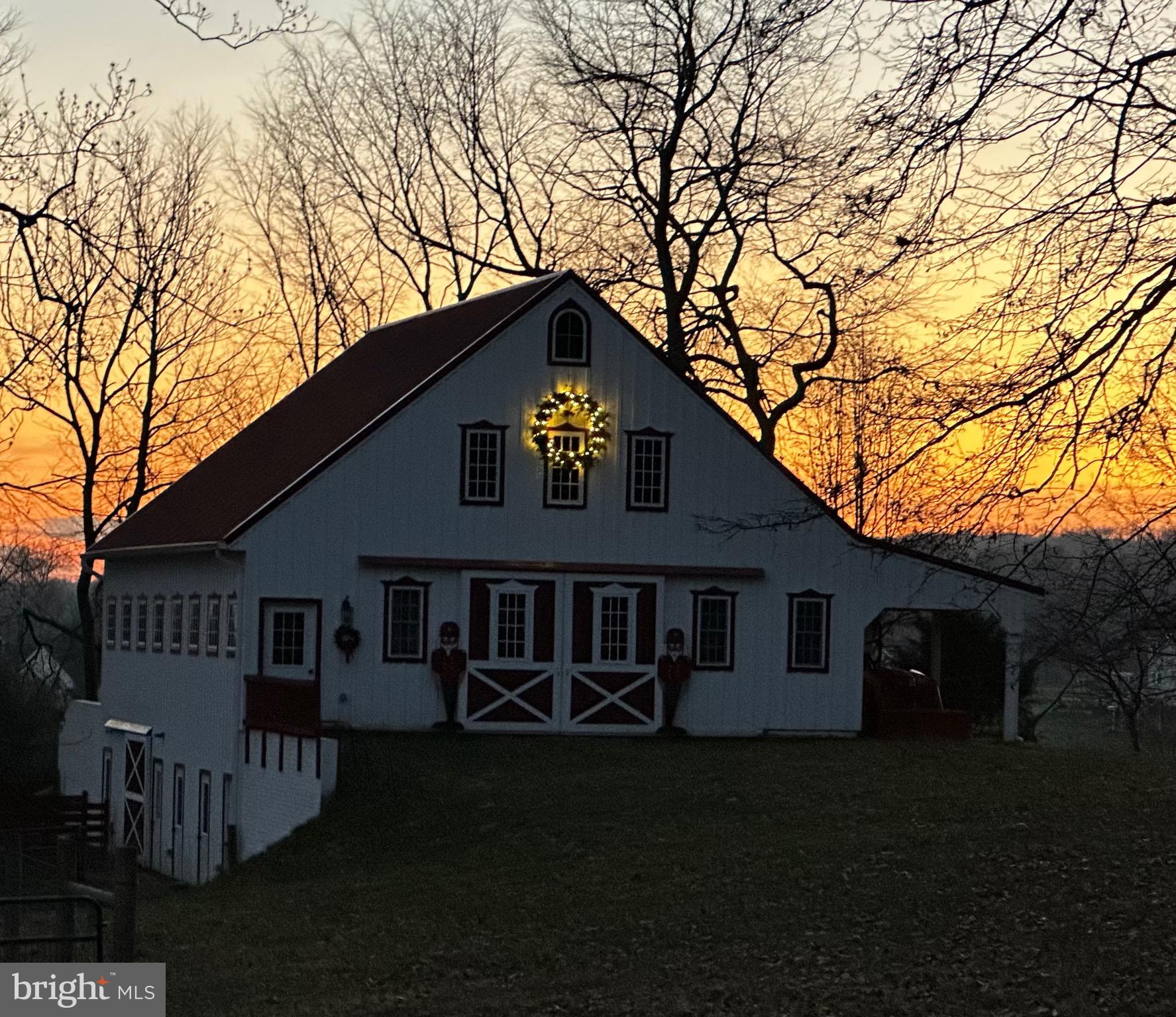 42165 BLACK WALNUT LANE