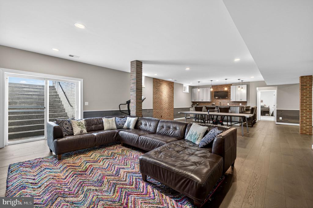 15117 GRACE PLACE