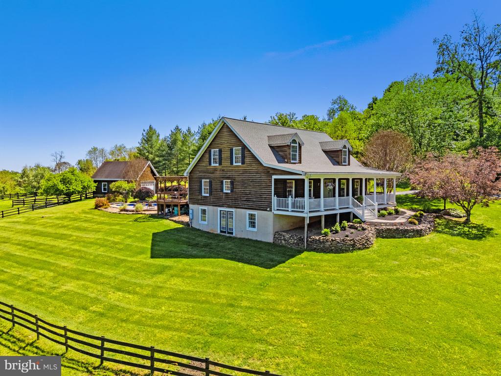 18654 and 18660 AIRMONT ROAD