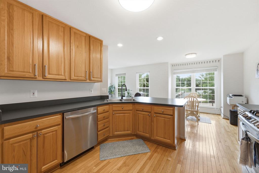 20628 GLENMERE SQUARE