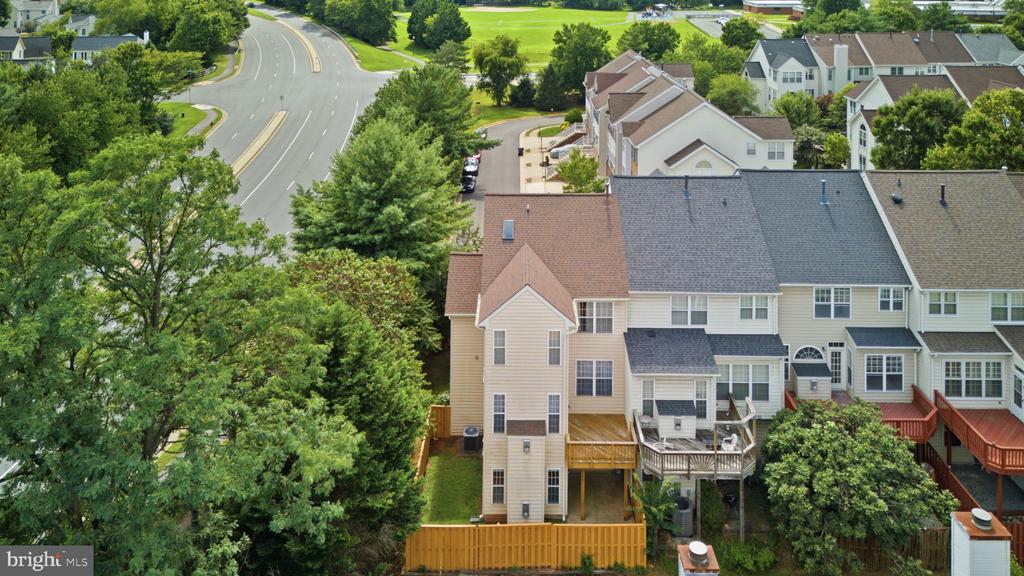 20628 GLENMERE SQUARE