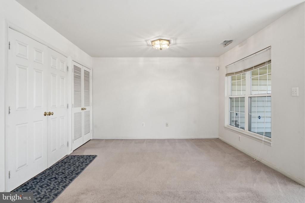 20628 GLENMERE SQUARE