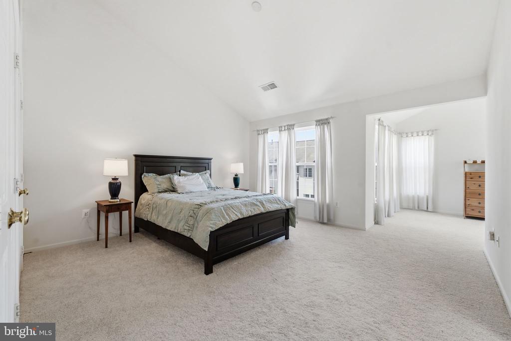 20628 GLENMERE SQUARE