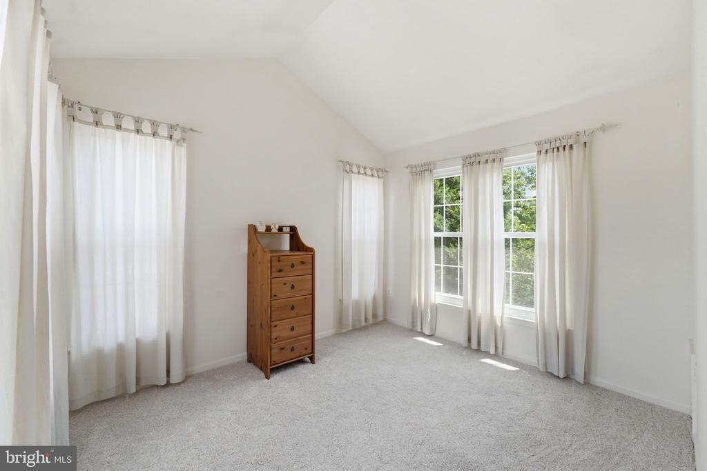 20628 GLENMERE SQUARE