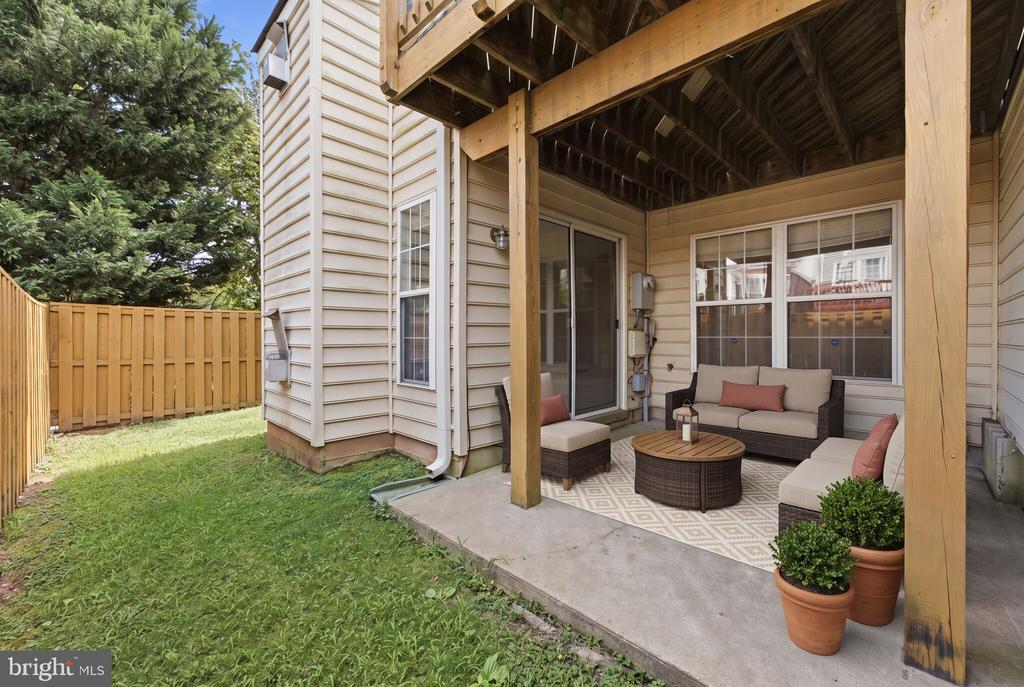 20628 GLENMERE SQUARE