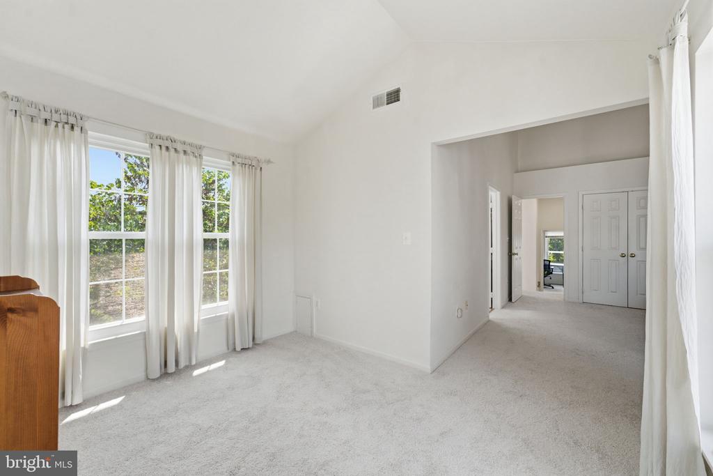 20628 GLENMERE SQUARE