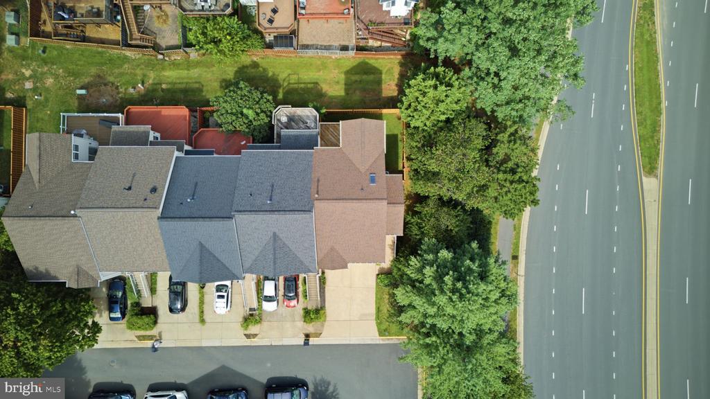 20628 GLENMERE SQUARE