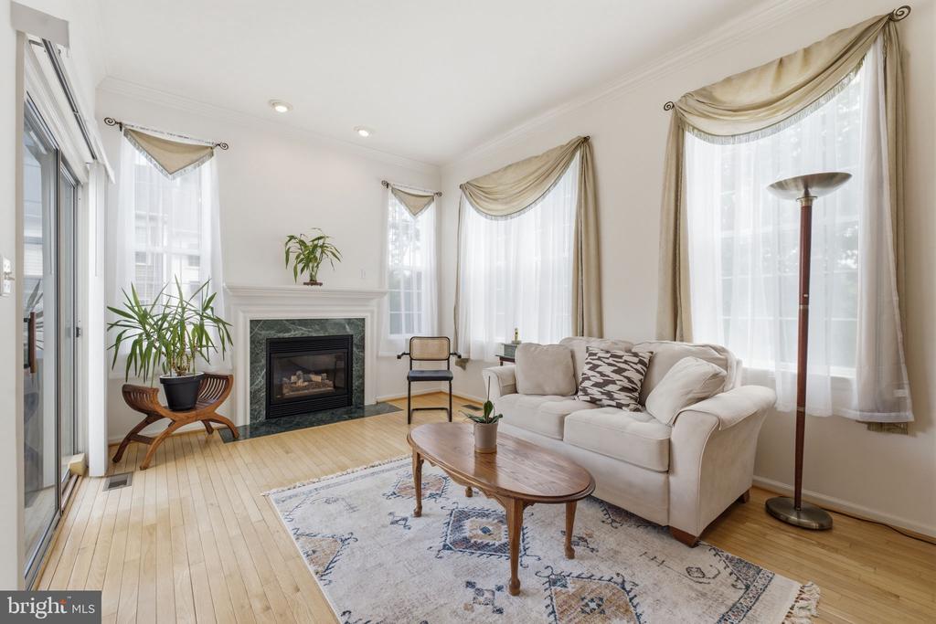 20628 GLENMERE SQUARE