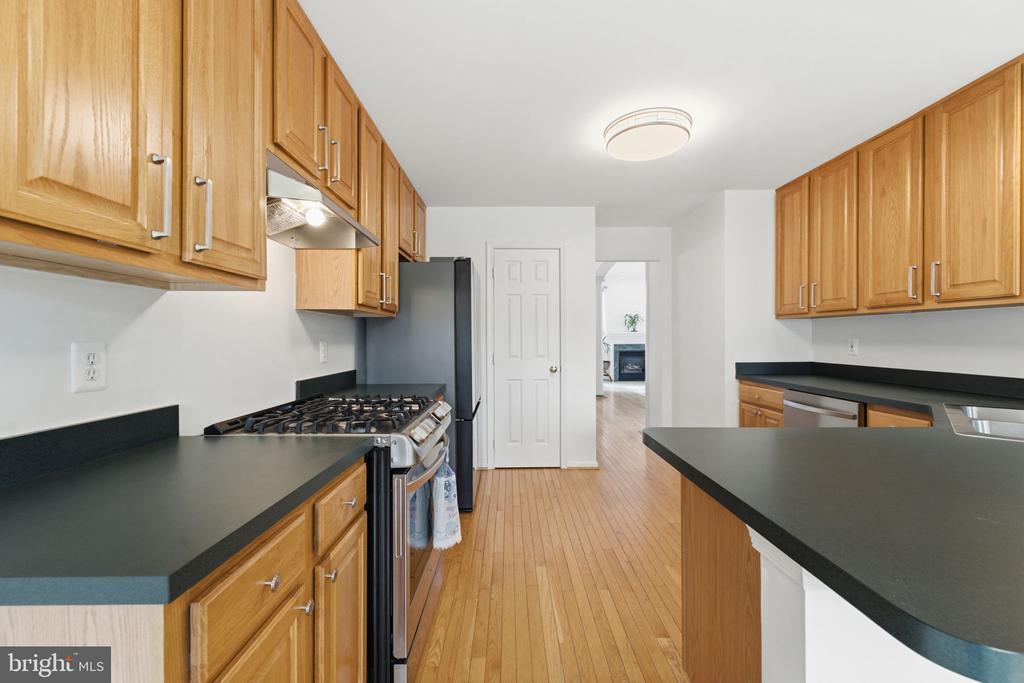 20628 GLENMERE SQUARE