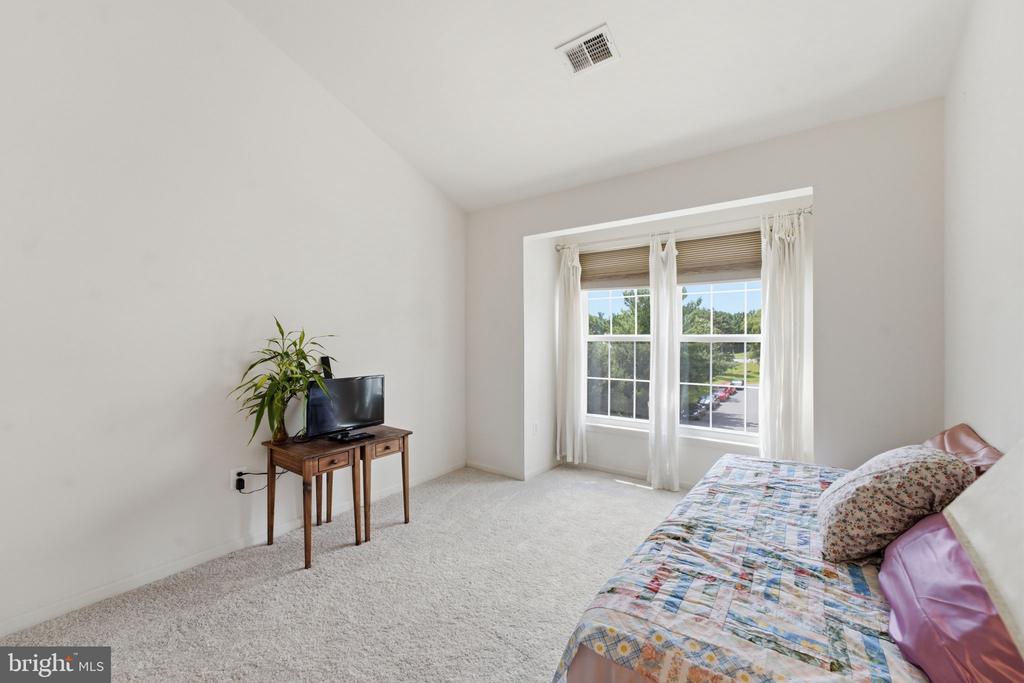 20628 GLENMERE SQUARE