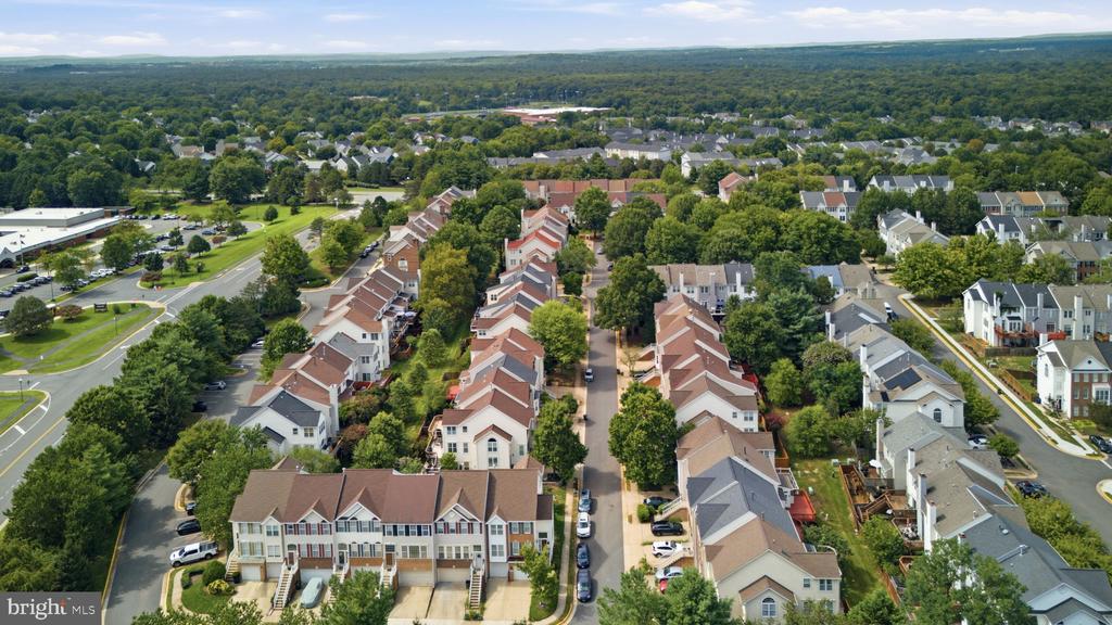 20628 GLENMERE SQUARE