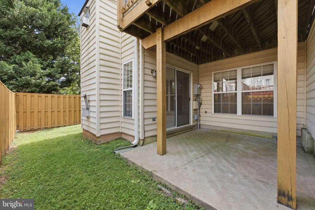 20628 GLENMERE SQUARE