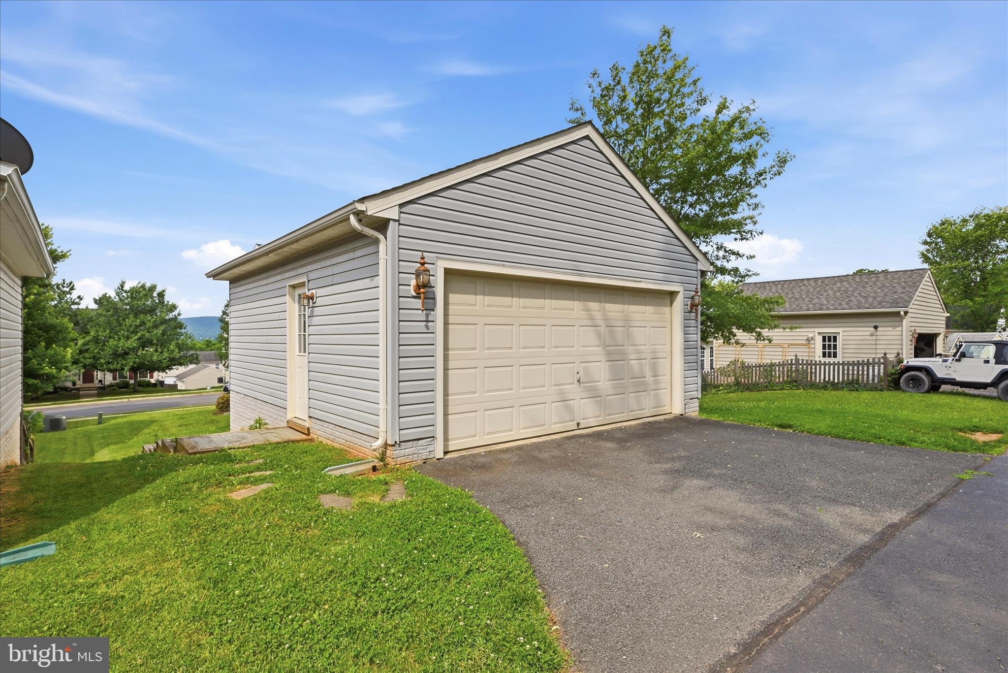 20 TILGHAM PLACE NW