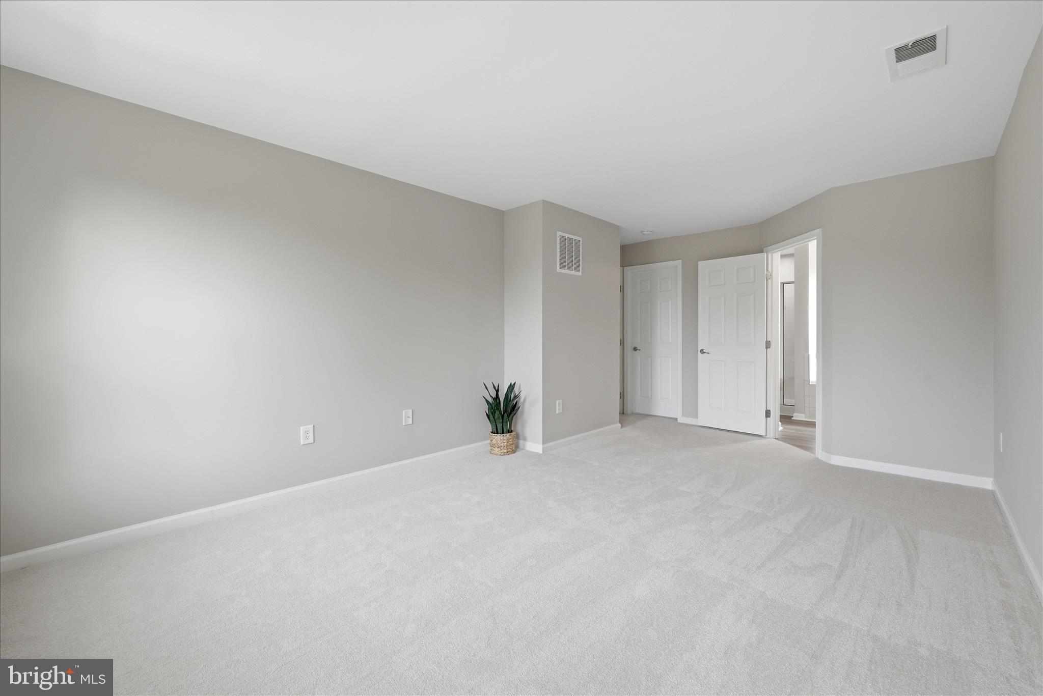 20 TILGHAM PLACE NW