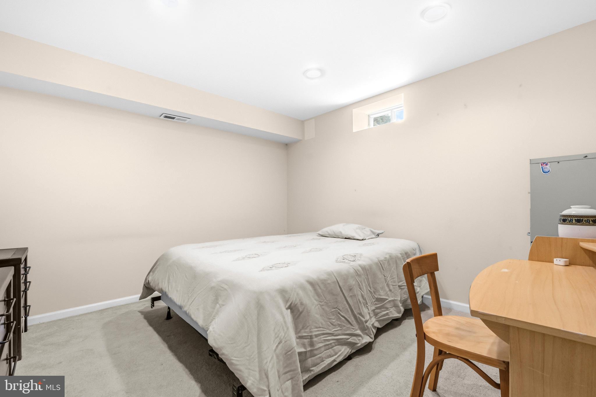 16050 HAMILTON STATION ROAD