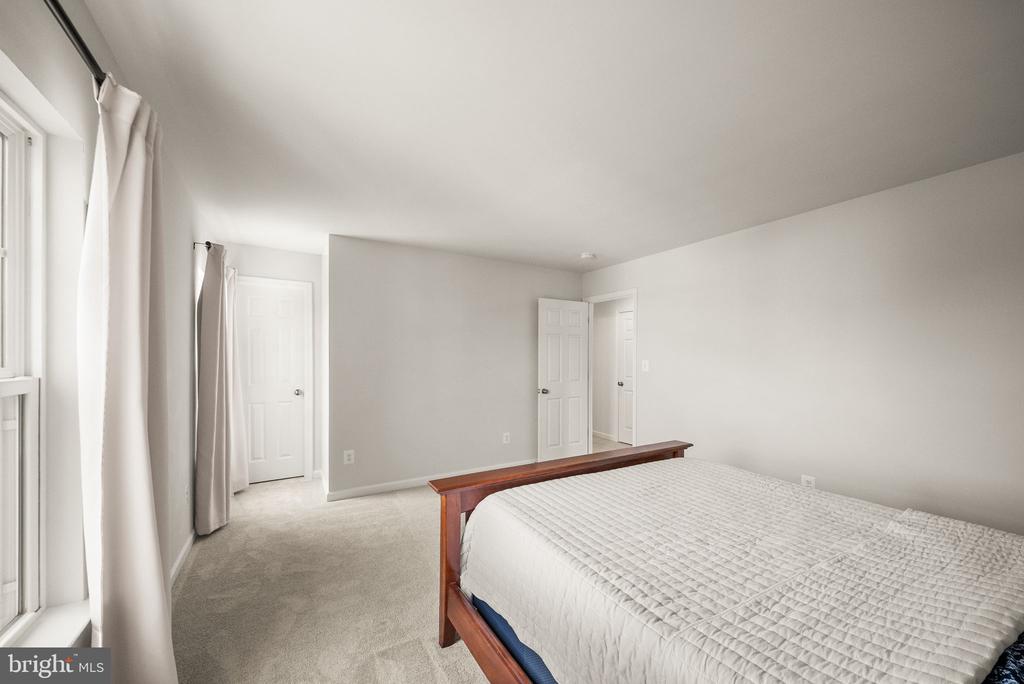 803 STEPHAN MACE COURT