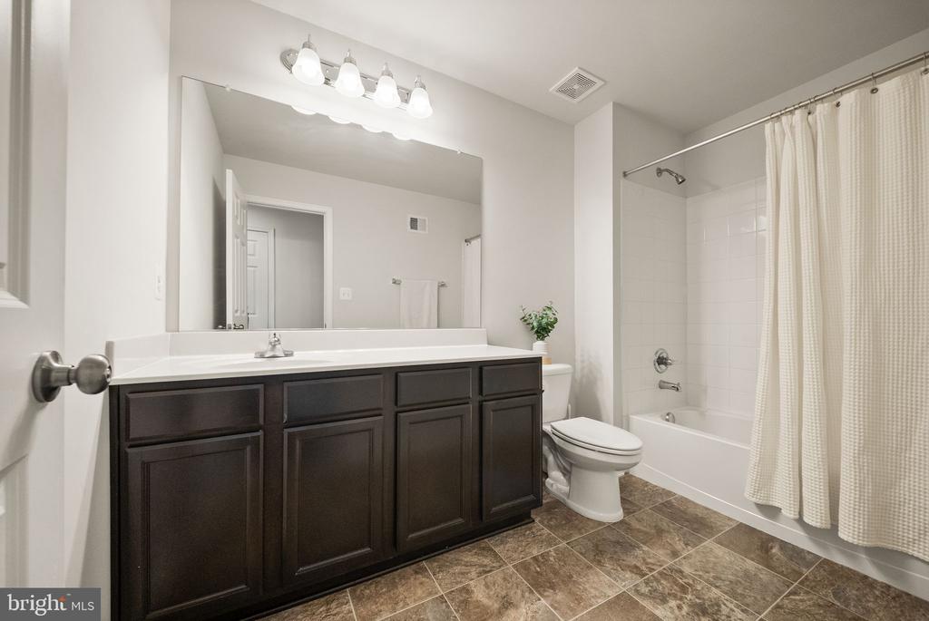 803 STEPHAN MACE COURT