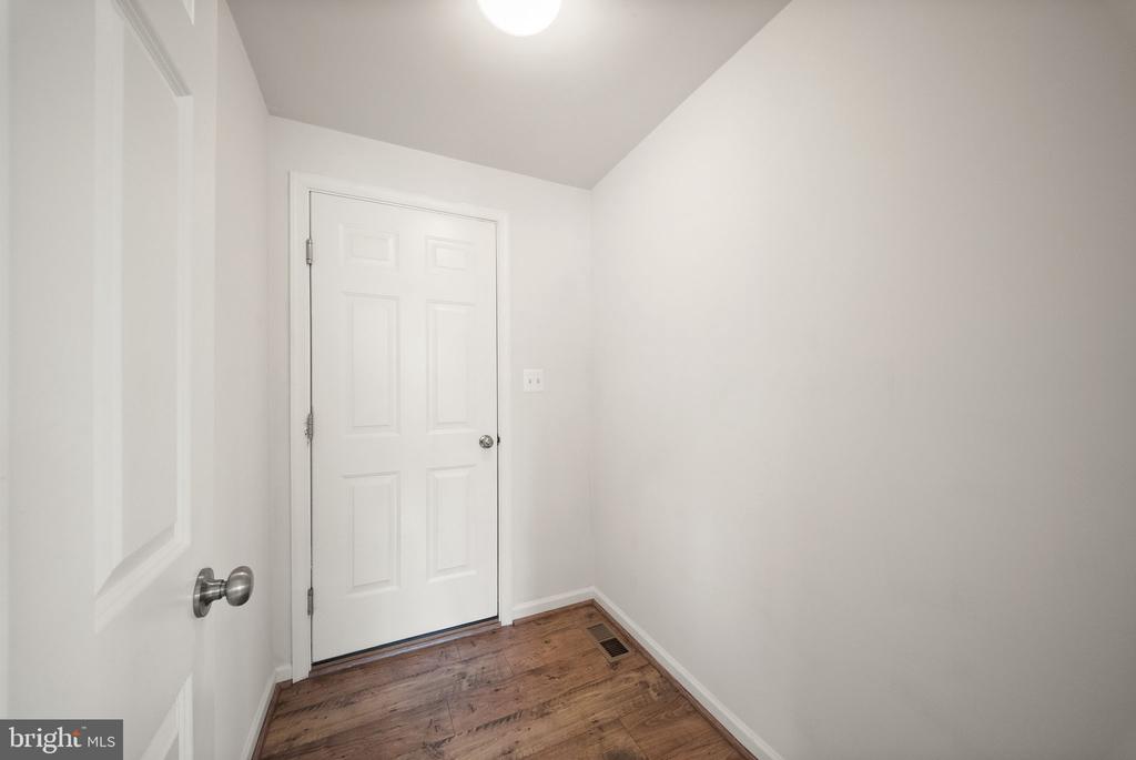 803 STEPHAN MACE COURT