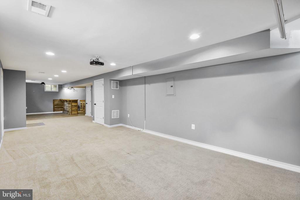 17303 BIGHORN COURT
