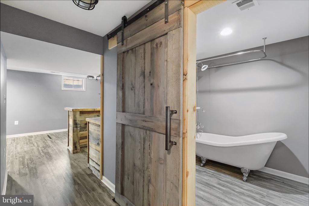 17303 BIGHORN COURT